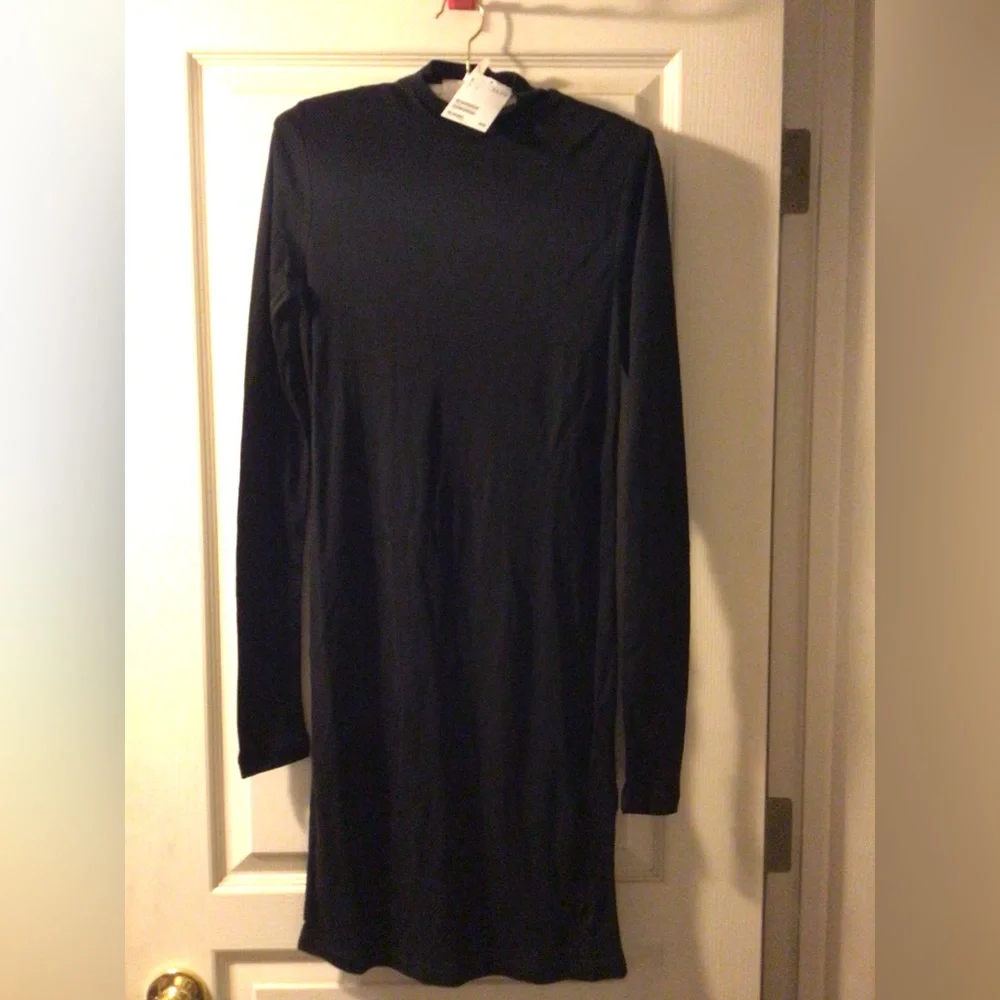 NWT H&M Fine Knit Sweater Dress - Picture 1 of 2
